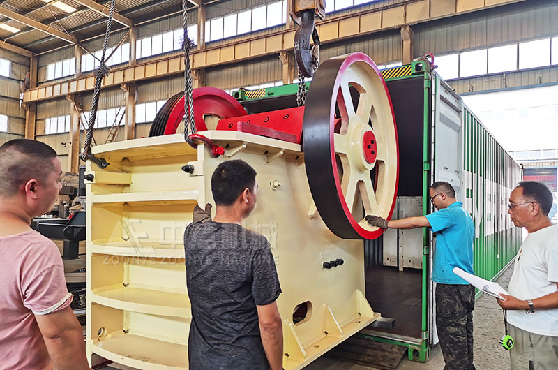 鄂破機(jī)裝車 鄂破機(jī)裝車