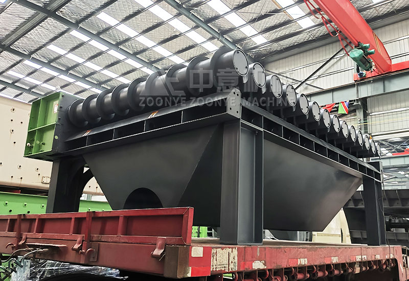 Renovation garbage screening equipment