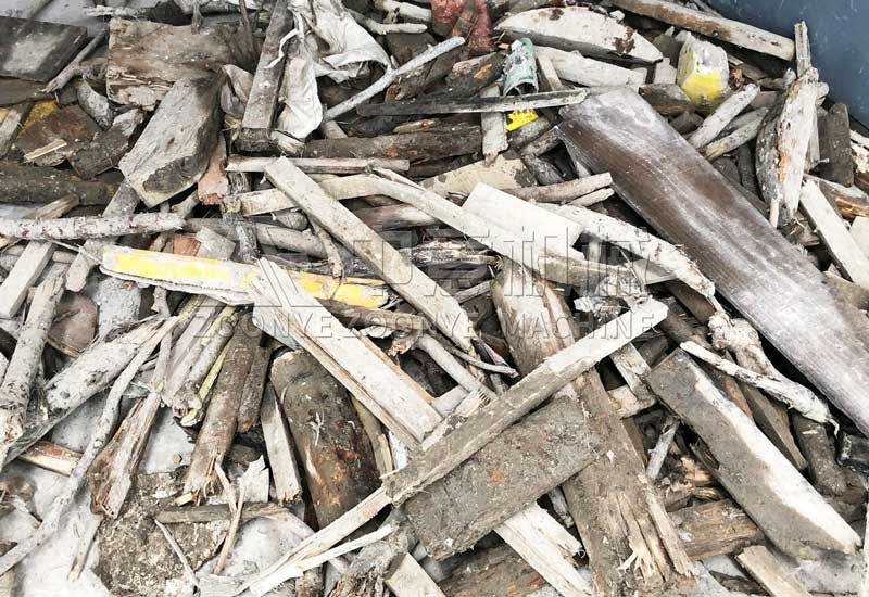 Sorted recycled wood Sorted recycled wood